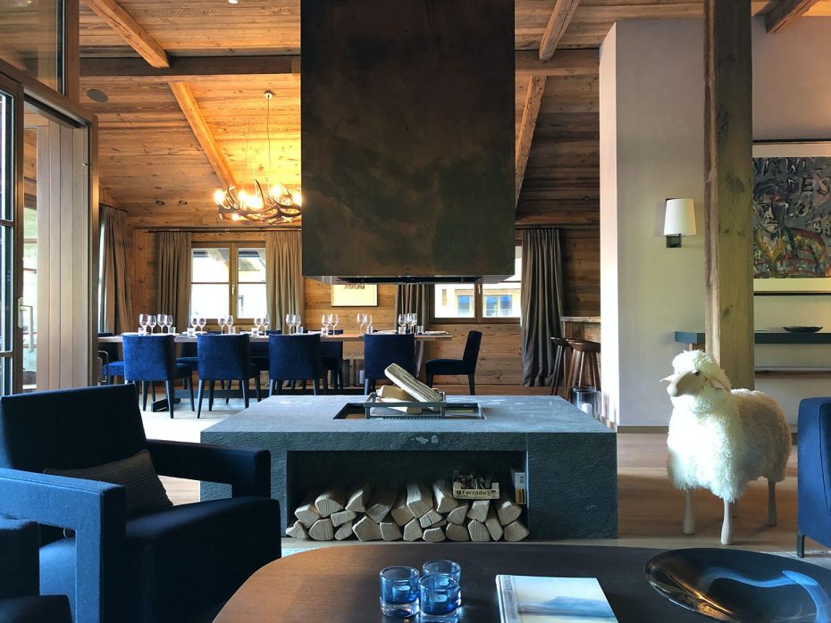 Julia Aulenbacher - Interiors +++ Das blaue Chalet Lech 2